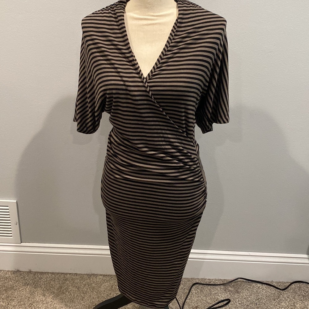 Banana Republic Black and Tan Striped Short Sleeve Wrap Dress - Size XS